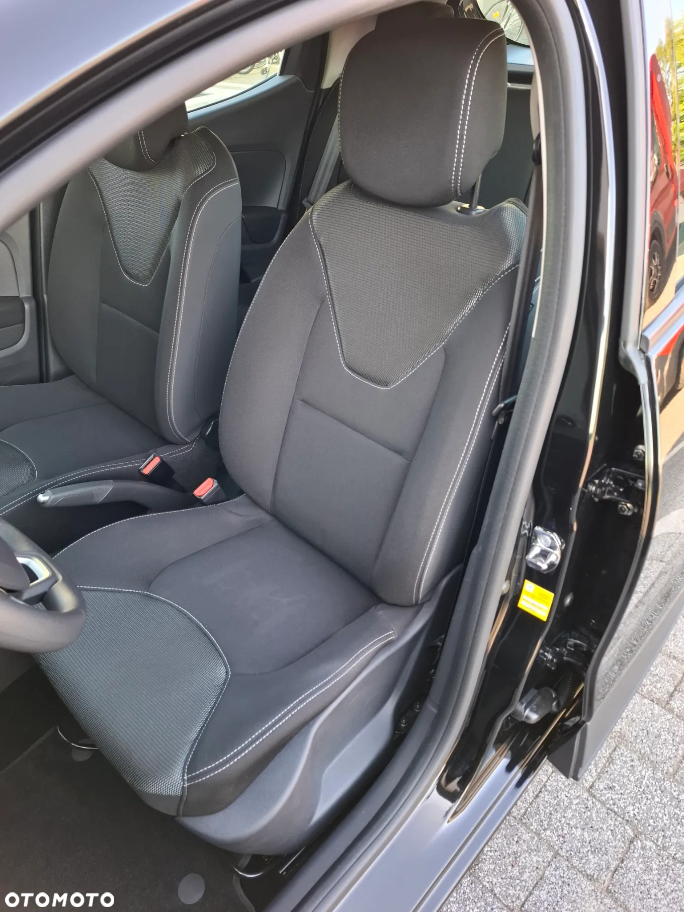 Renault Clio 0.9 TCe Limited - 20