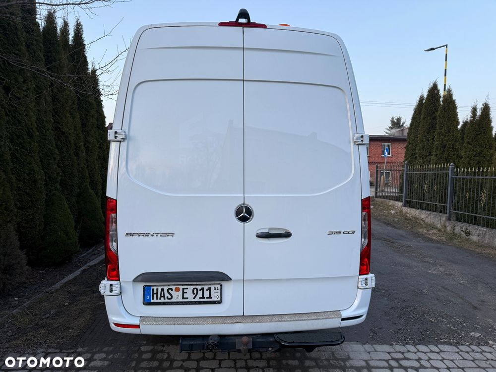 Mercedes-Benz Sprinter 319 CDI 3.0 - 10
