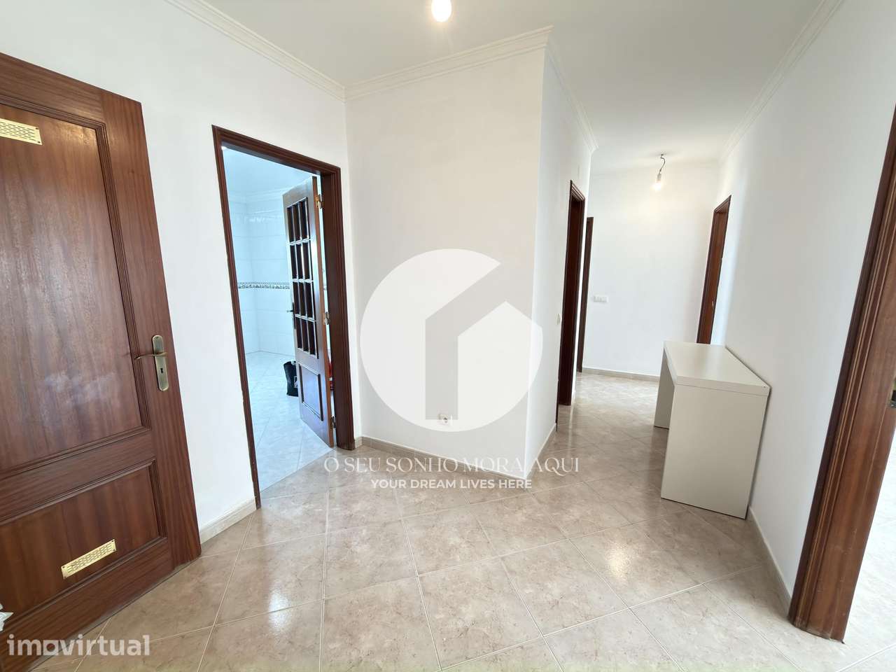 Apartamento T2 com Garagem Box - Olhão - Grande imagem: 3/31
