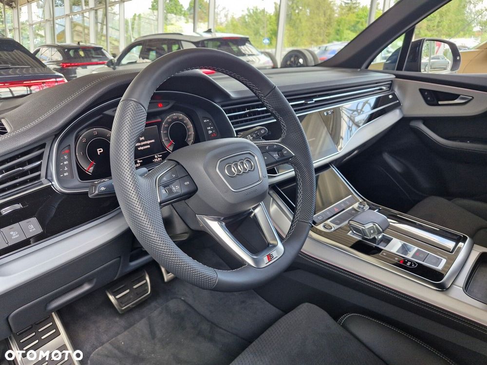 Audi Q7 - 13