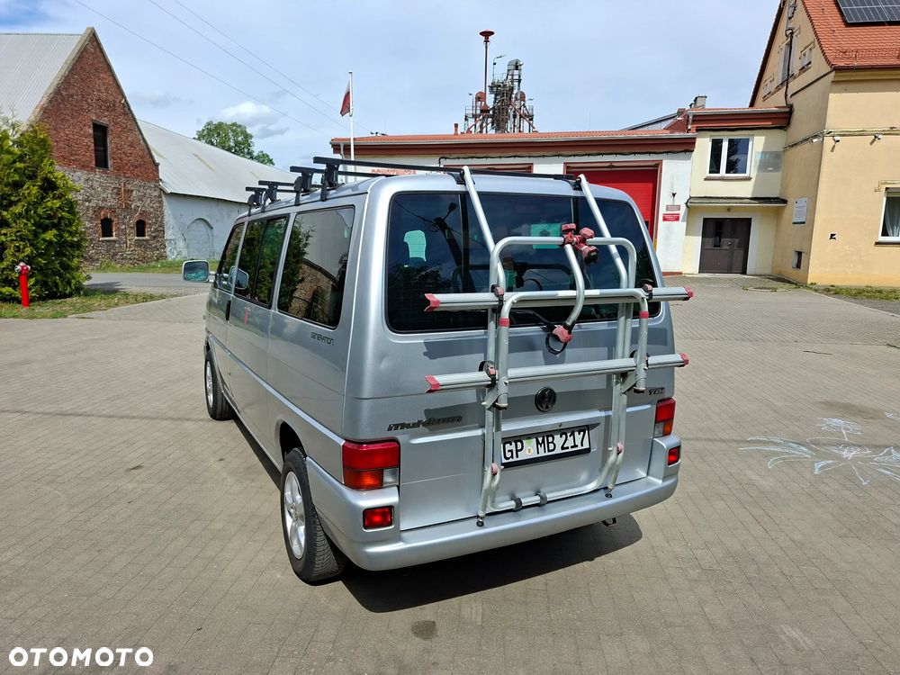 Volkswagen Multivan - 5