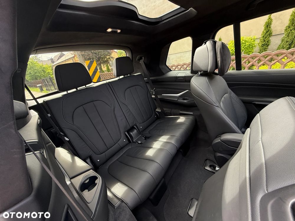 BMW X7 xDrive30d - 34