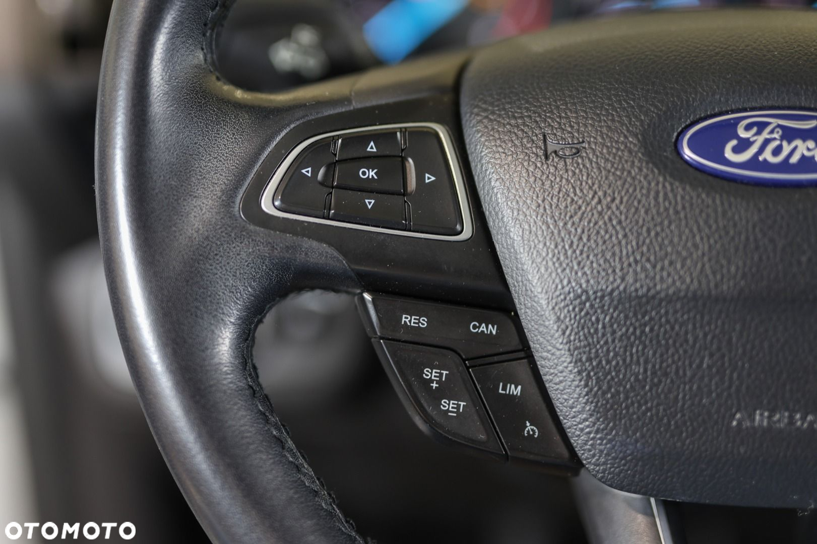 Ford Kuga - 15