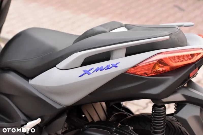 Yamaha X-max - 16
