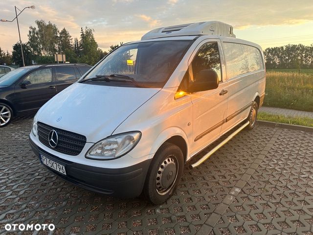 Mercedes-Benz Cargo - 11