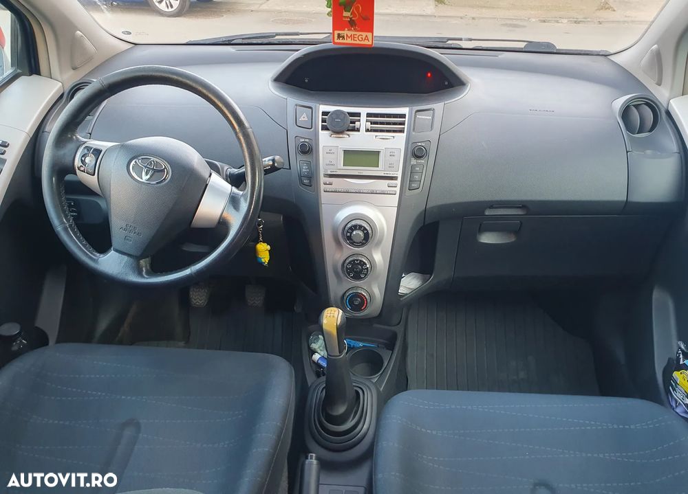 Toyota Yaris 1.0 Luna - 5