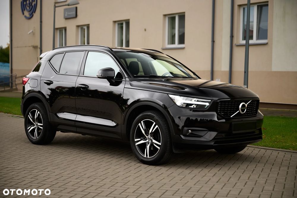 Volvo XC 40 - 18