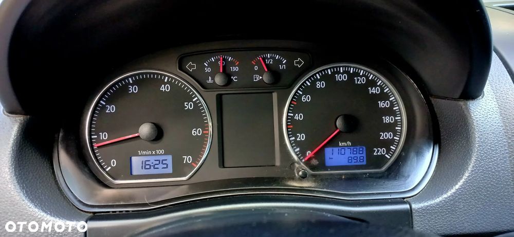 Volkswagen Polo 1.4 Tour - 12