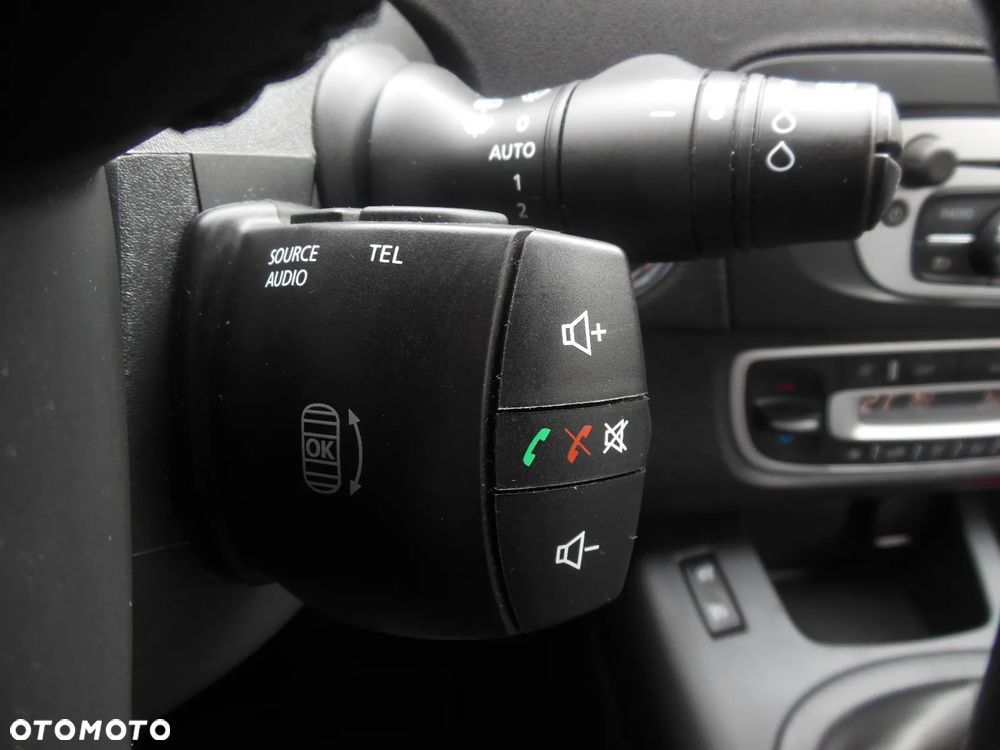 Renault Scenic ENERGY TCe 130 S&S LIMITED - 20