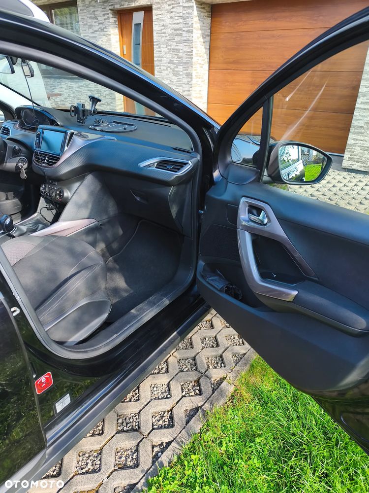 Peugeot 2008 PureTech 82 Active - 17