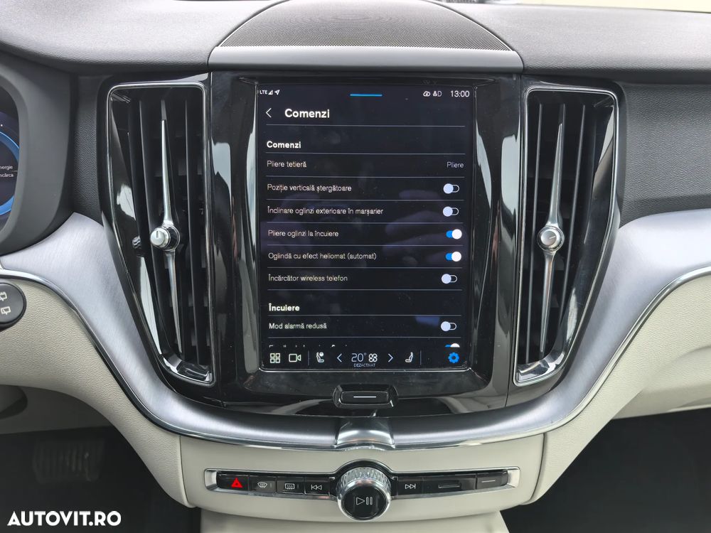 Volvo XC 60 T8 AWD Recharge Geartronic Inscription Expression - 19