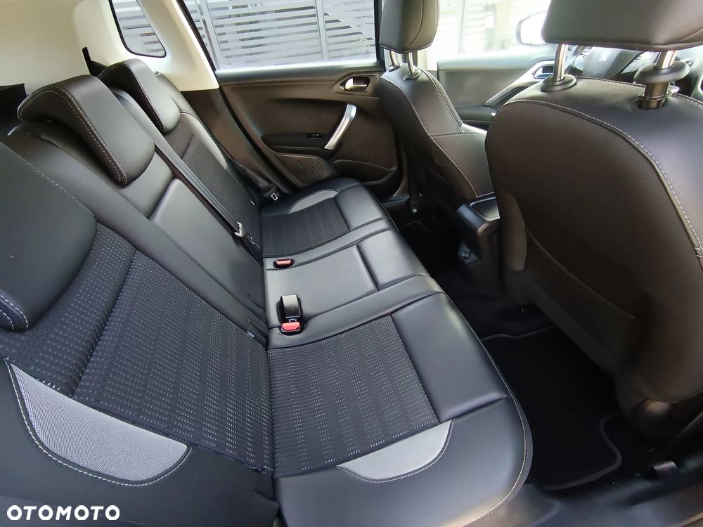 Peugeot 2008 PureTech 110 Stop&Start EAT6 GT-Line Edition - 12