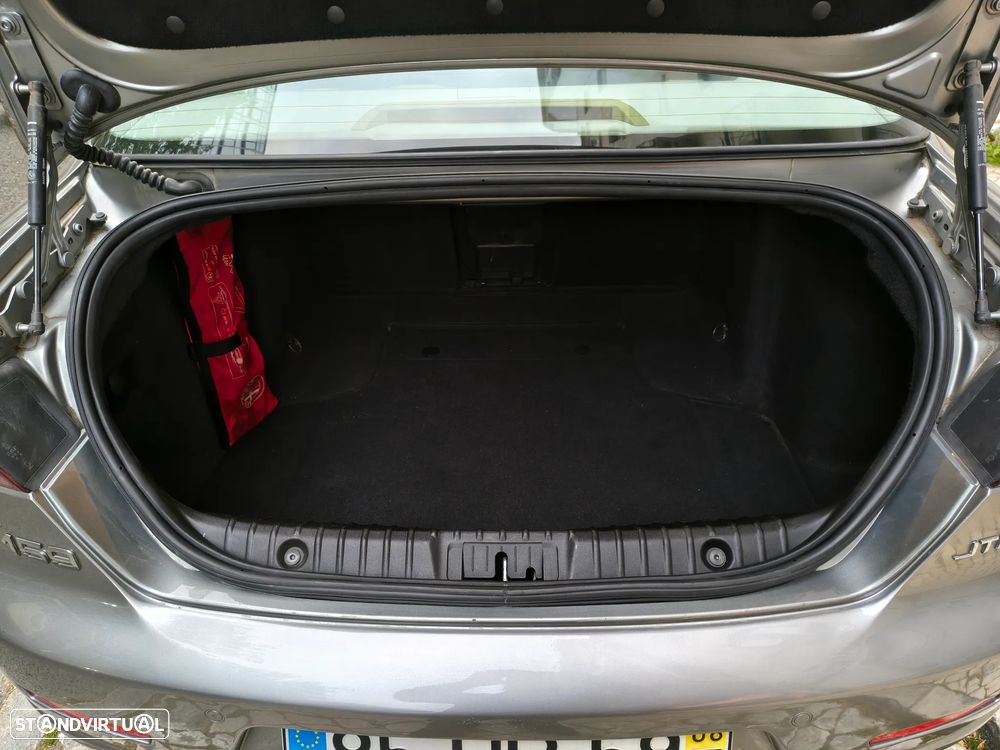 Alfa Romeo 159 1.9 JTDM 16V Q-Tronic TI - 26