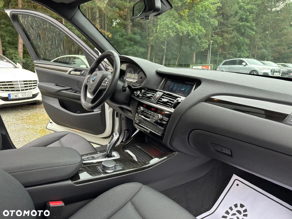 BMW X3 xDrive28i - 21