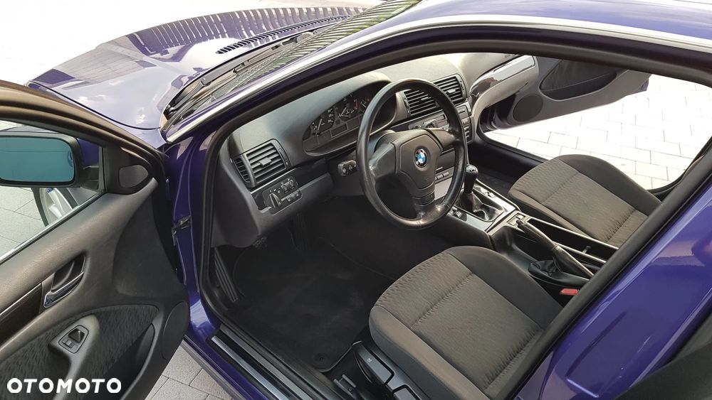 BMW Seria 3 - 33