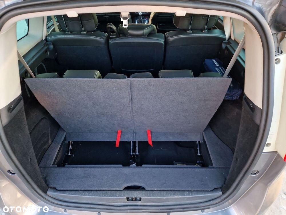 Renault Grand Scenic - 18