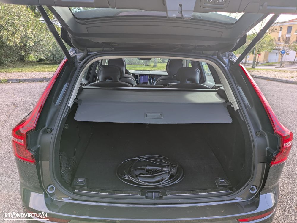 Volvo XC 60 2.0 T6 PHEV Inscription AWD - 34