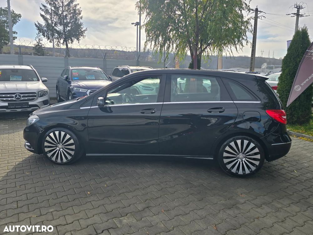 Mercedes-Benz B 200 CDI (BlueEFFICIENCY) 7G-DCT - 2