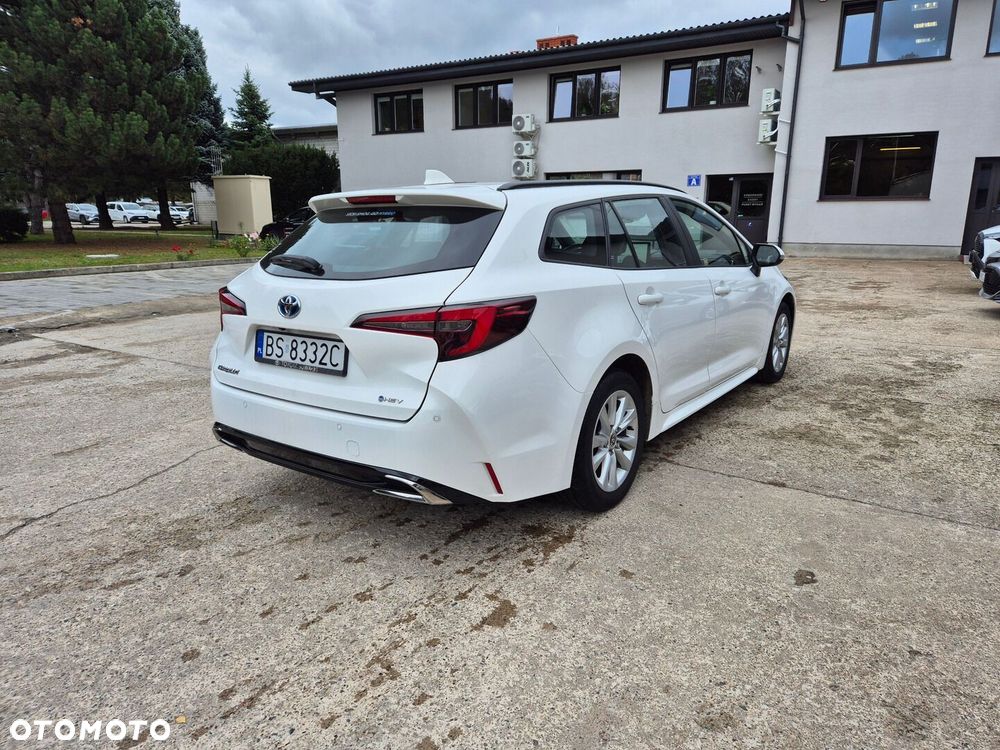 Toyota Corolla 1.8 Hybrid Comfort - 6