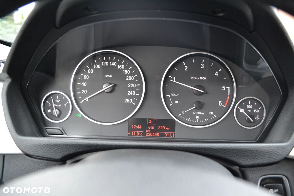 BMW Seria 3 - 34