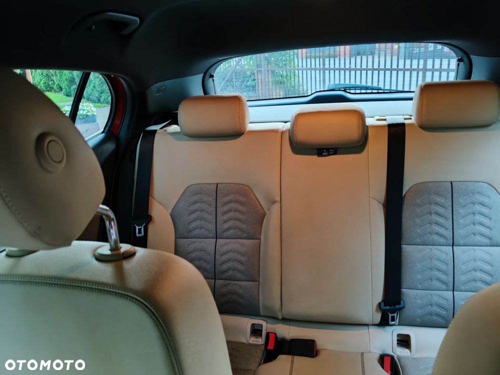 Mercedes-Benz GLA 180 7G-DCT Style - 14