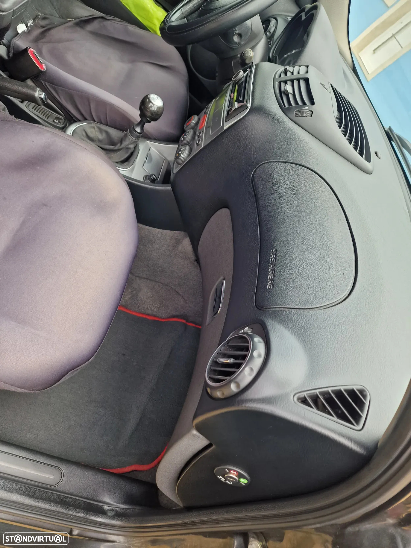Alfa Romeo 147 1.9 JTD 16V Executive - 20