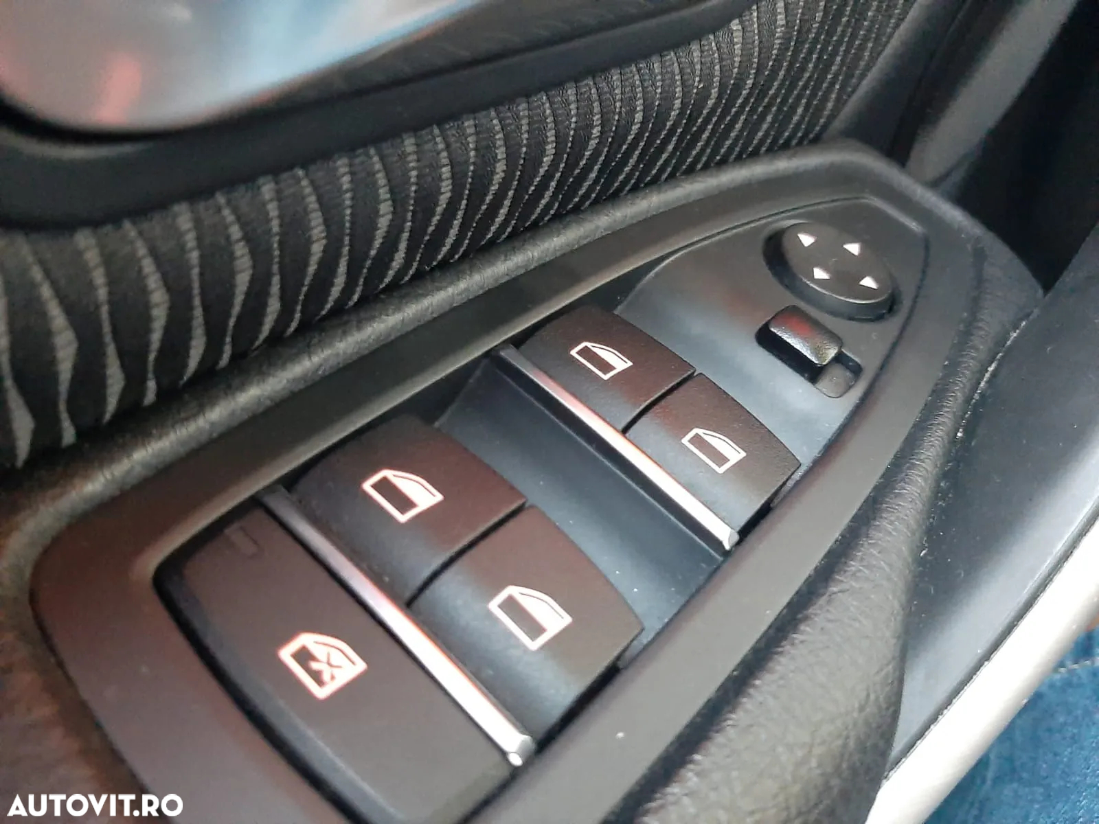 BMW Seria 3 320d Sport Line - 7