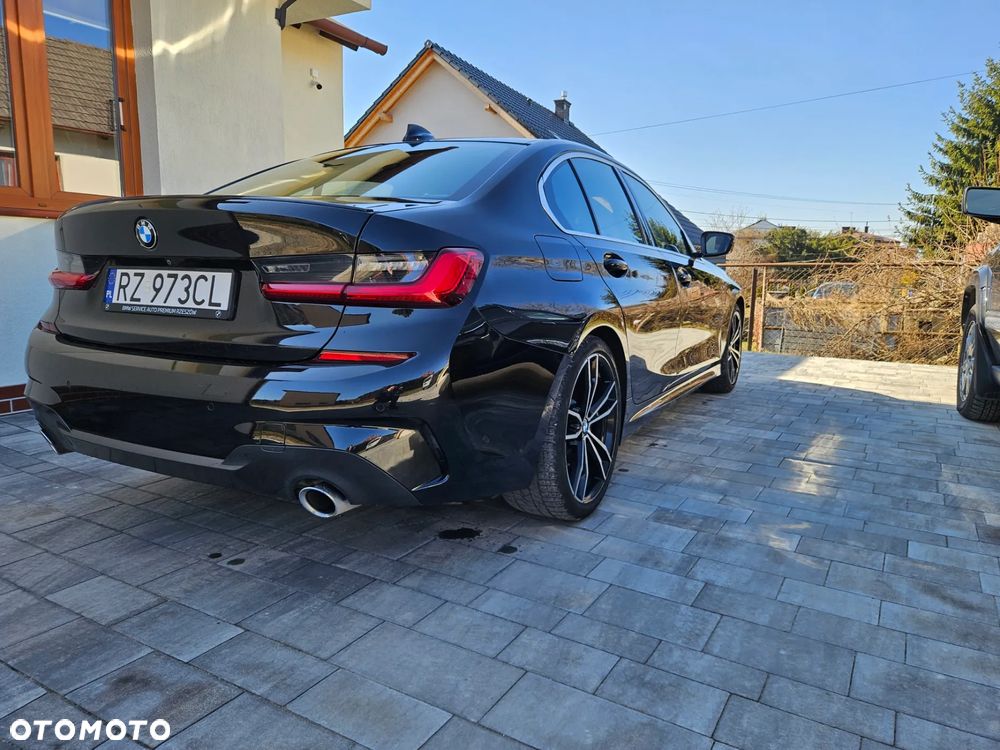 BMW Seria 3 330i M Sport sport - 5