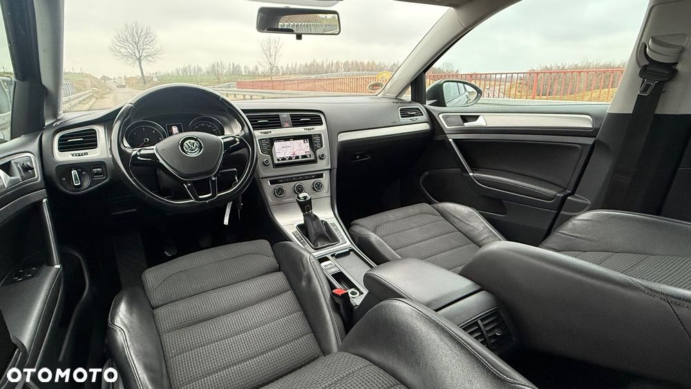 Volkswagen Golf 1.6 BlueTDI Comfortline - 5
