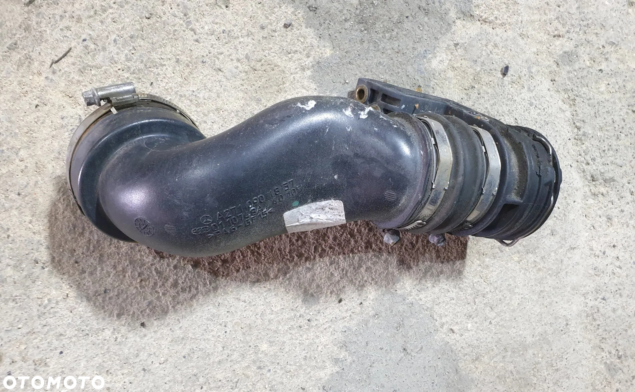 Rura, przewód intercoolera Mercedes 1,8 M271 A2710901837 - 2