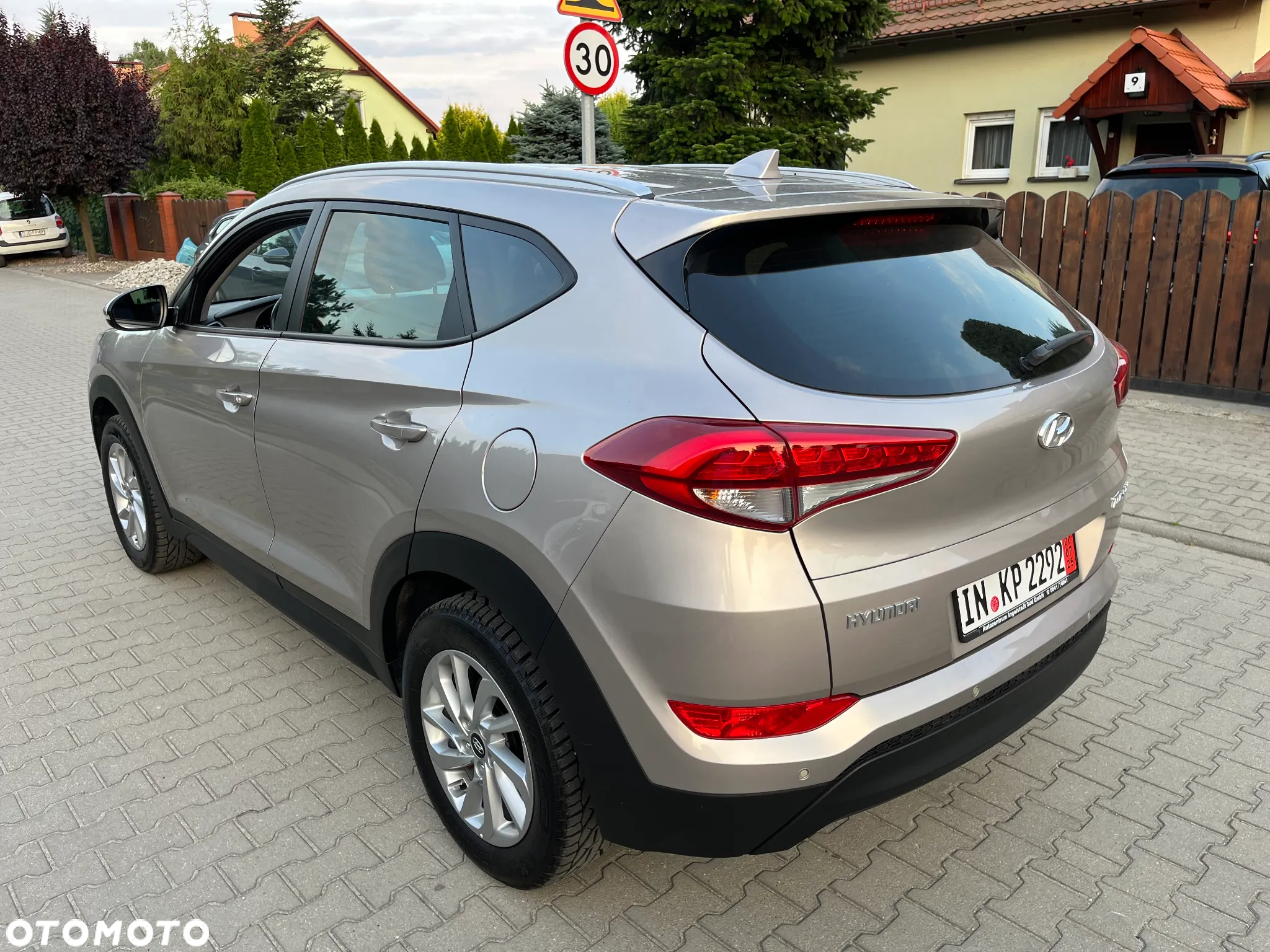 Hyundai Tucson blue 1.6 GDi 2WD Trend - 3