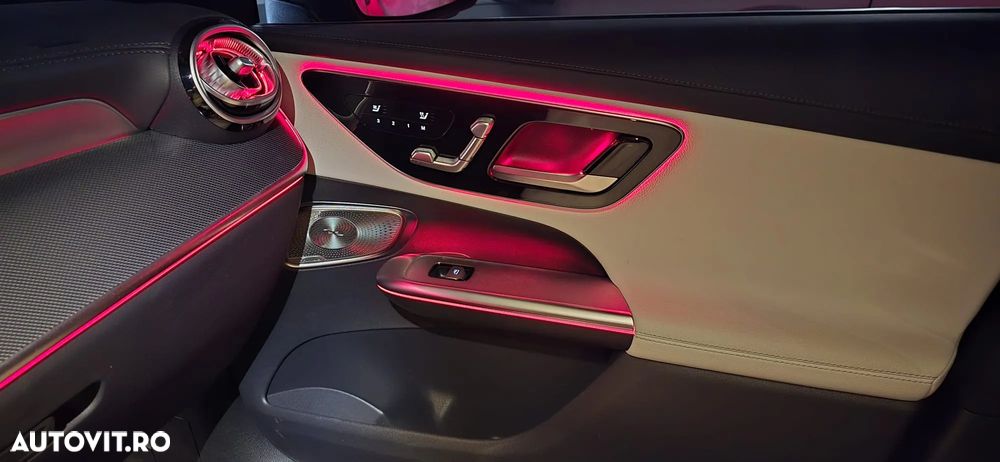 Mercedes-Benz GLC 220 d 4MATIC MHEV - 12