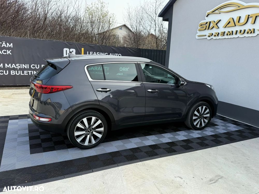 Kia Sportage 1.7 CRDI 2WD Dream-Team Edition - 13