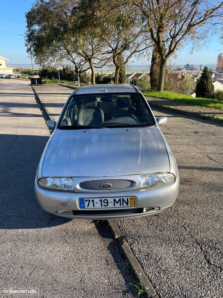 Ford Fiesta 1.25 Techno - 1