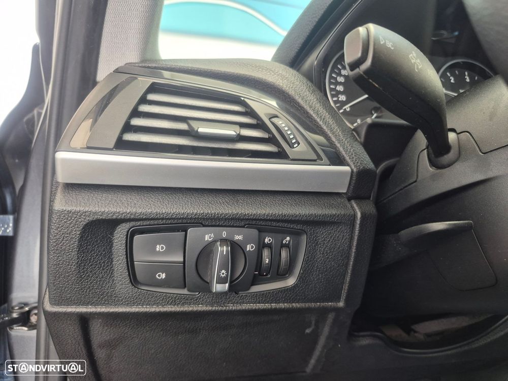 BMW 116 d EDynamics Line Urban - 11