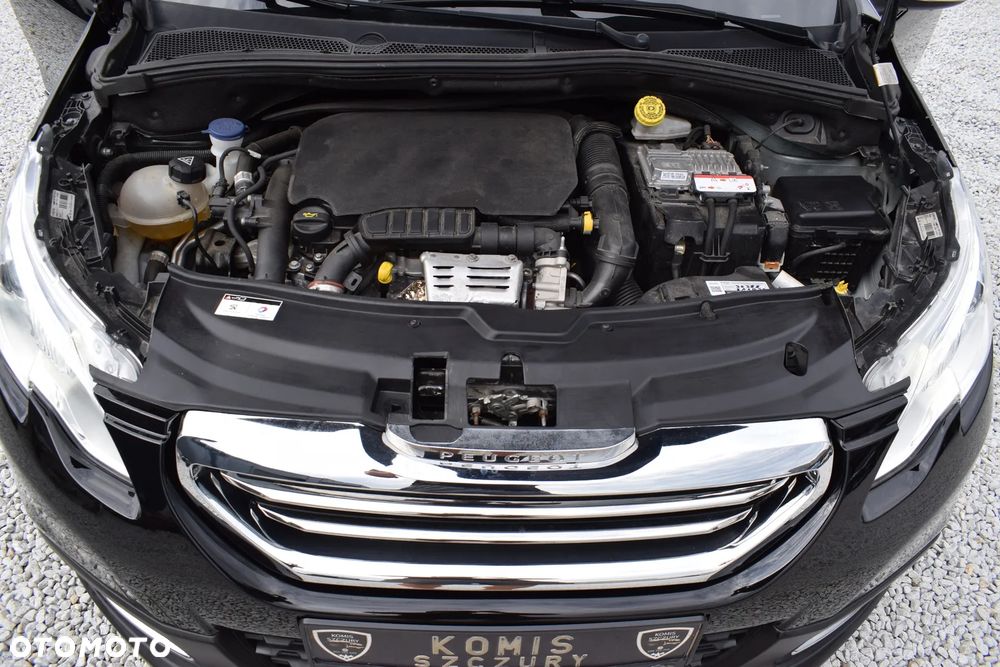 Peugeot 2008 PureTech 110 Stop&Start EAT6 Allure - 38