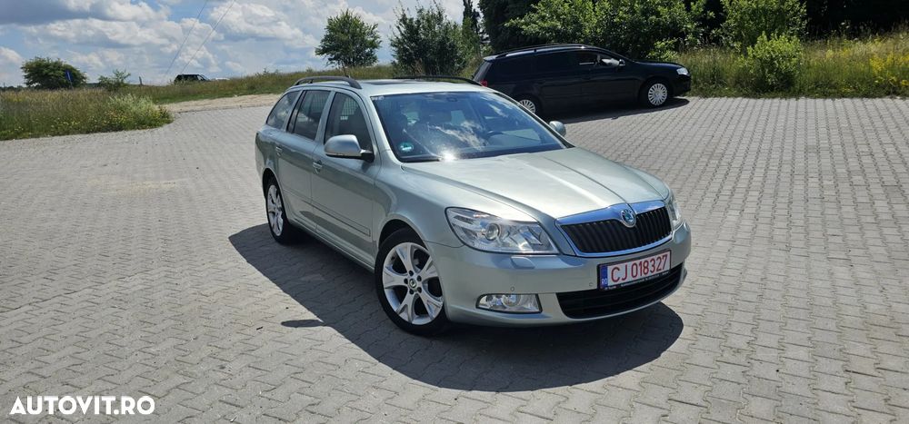 Skoda Octavia 1.6 TDI ELEGANCE DSG - 1