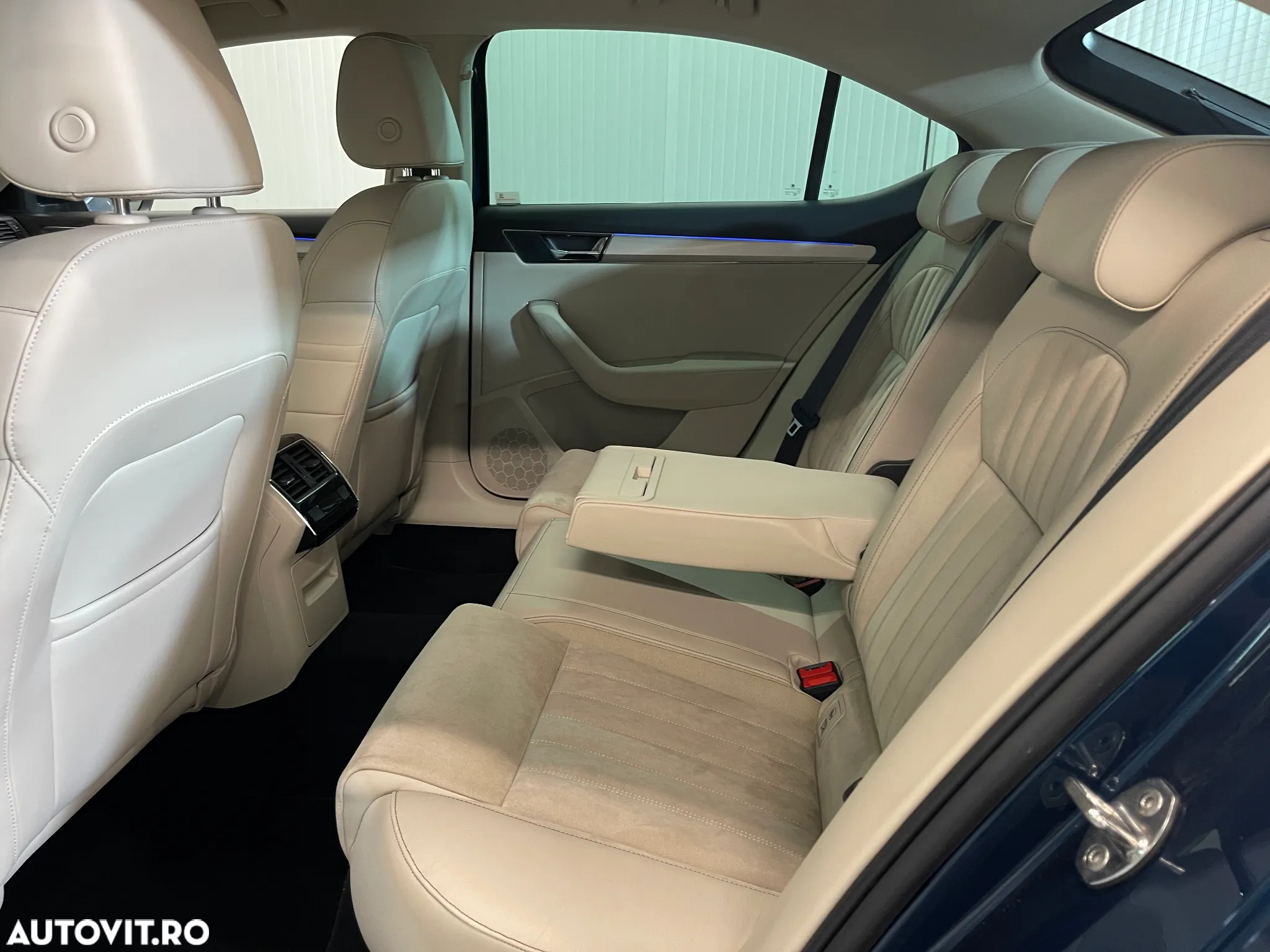 Skoda Superb 2.0 TDI DSG Style - 12