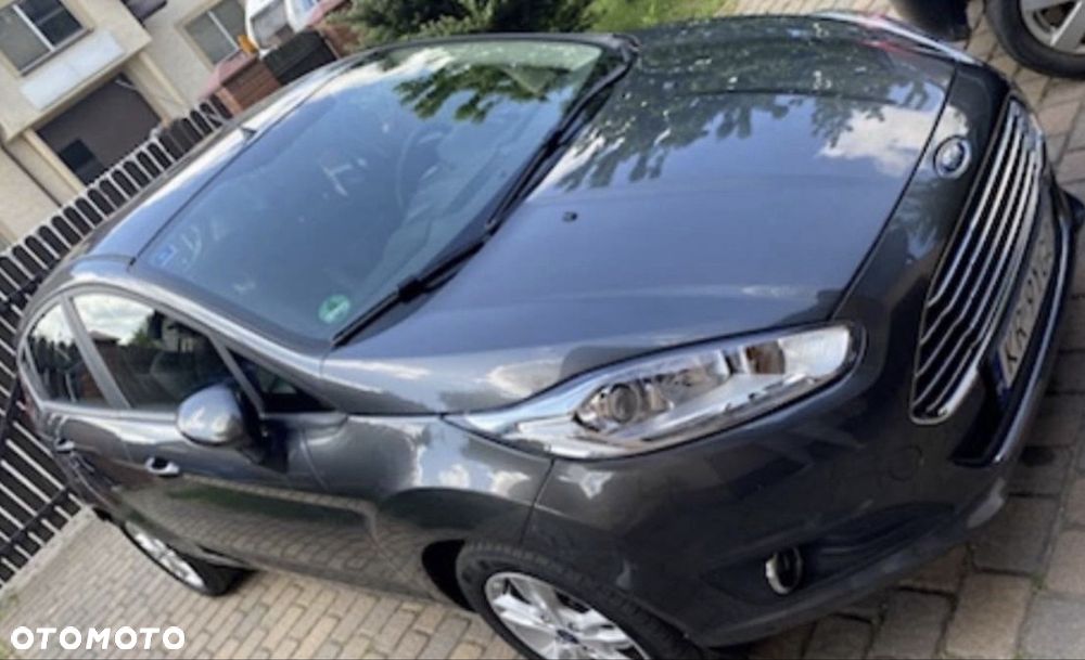 Ford Fiesta - 2