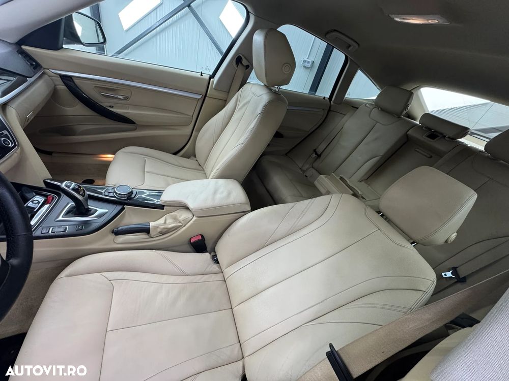 BMW Seria 3 320d Aut. Blue Performance Luxury Line - 26