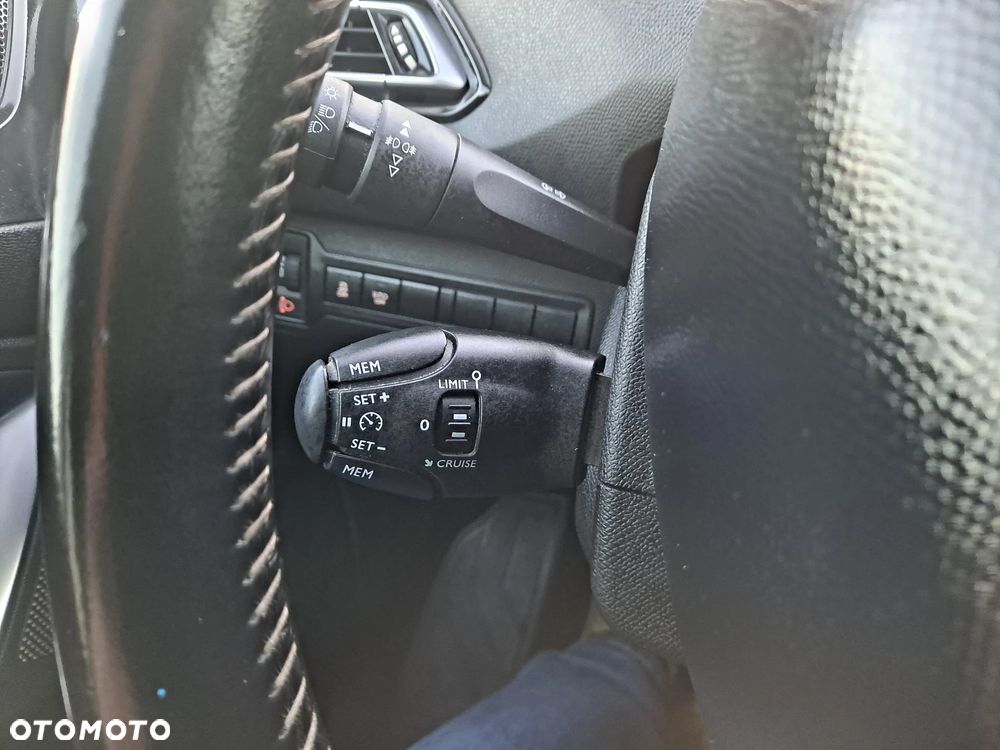 Peugeot 308 BlueHDi 120 Stop & Start Allure - 20