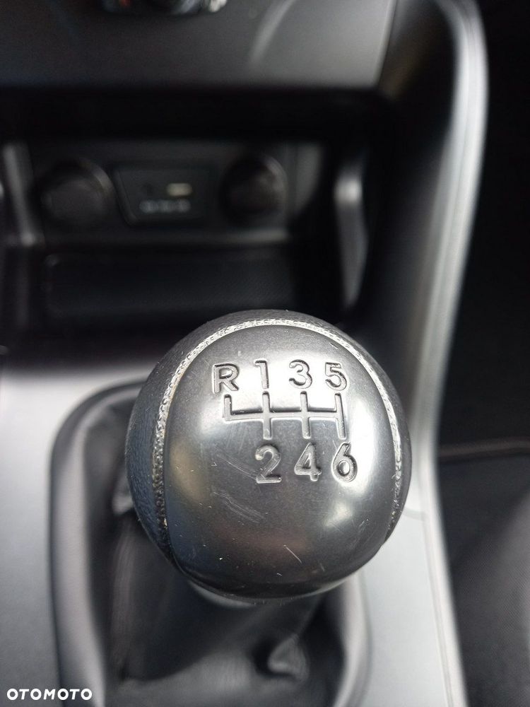 Hyundai ix35 1.6 2WD blue Trend - 33