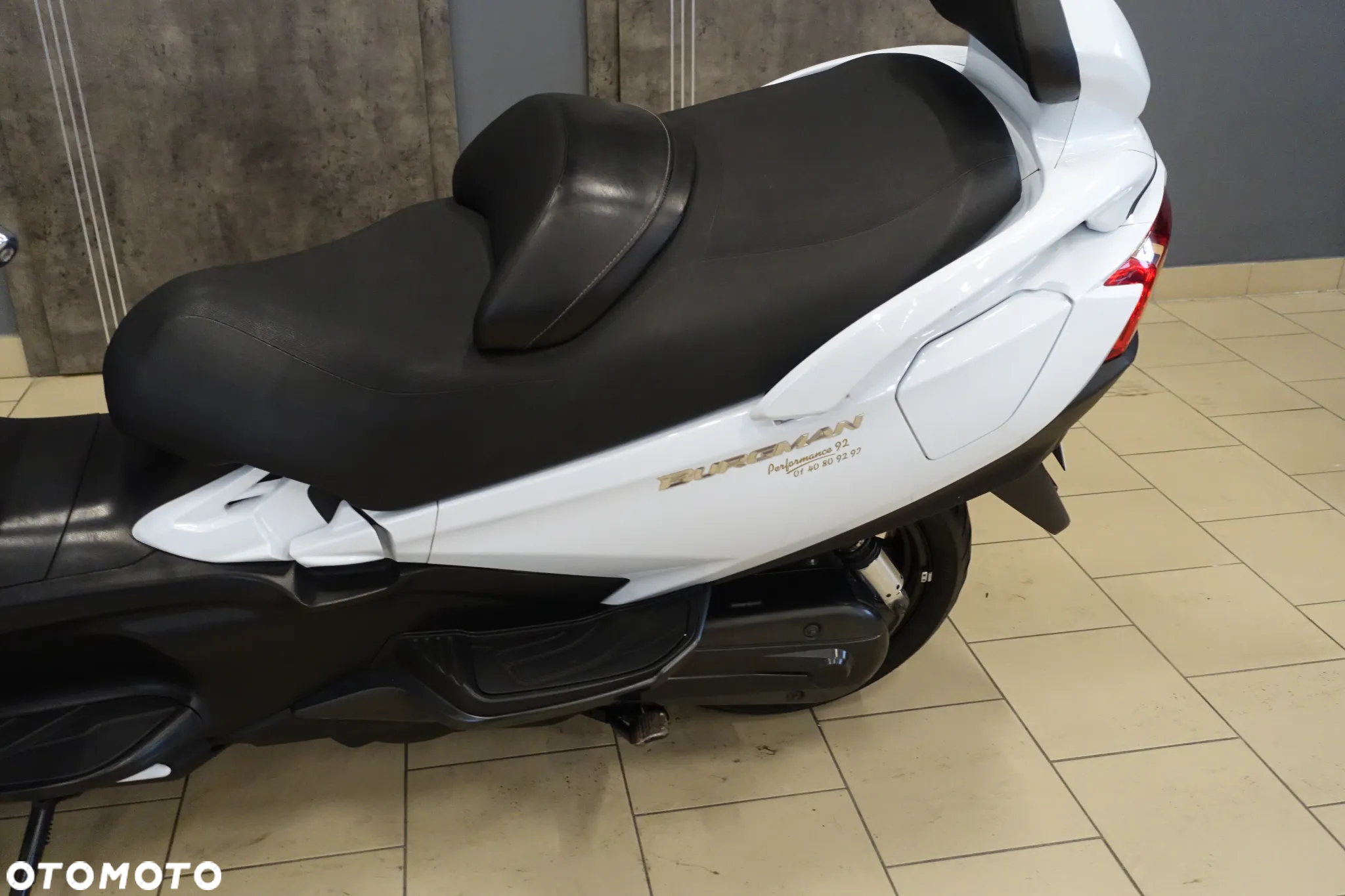 Suzuki Burgman - 10