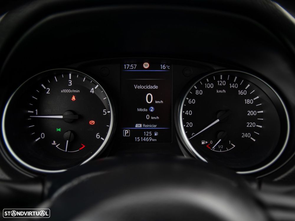 Nissan Qashqai 1.5 dCi N-Connecta DCT - 20