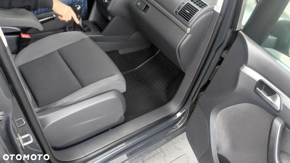 Volkswagen Touran 1.2 TSI BlueMot Comfortline - 5