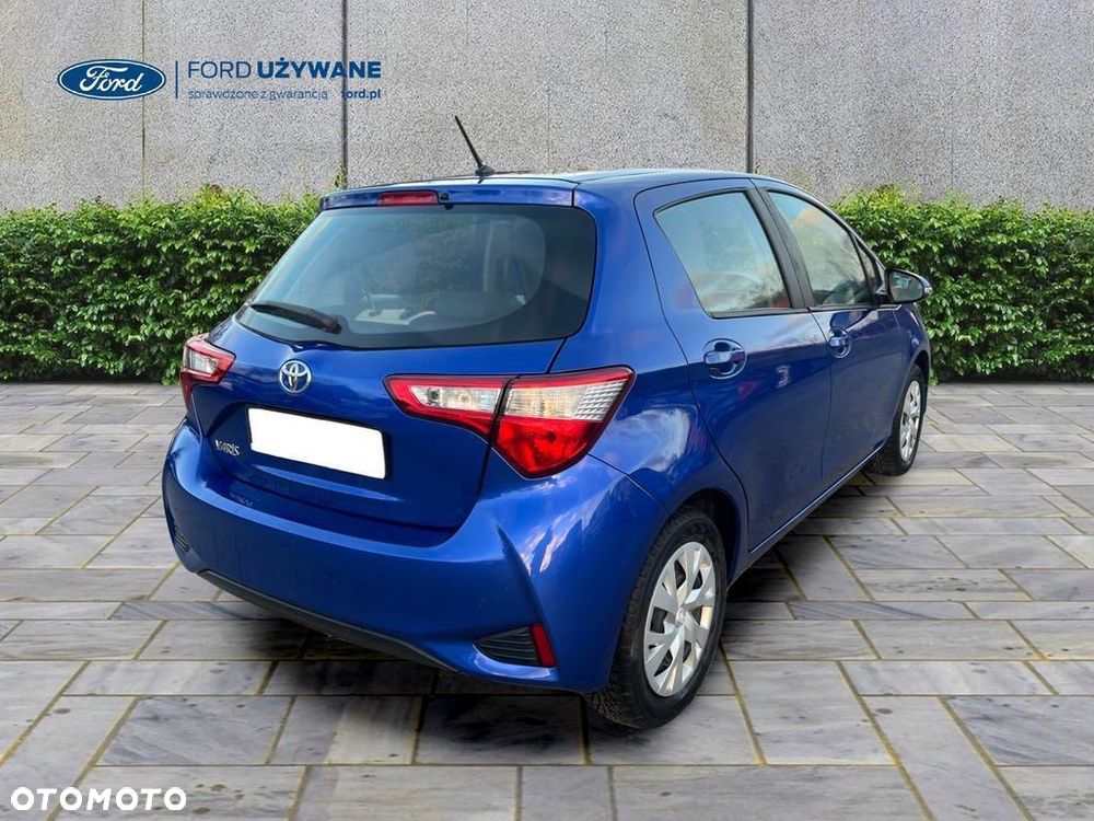 Toyota Yaris 1.5 Premium - 4