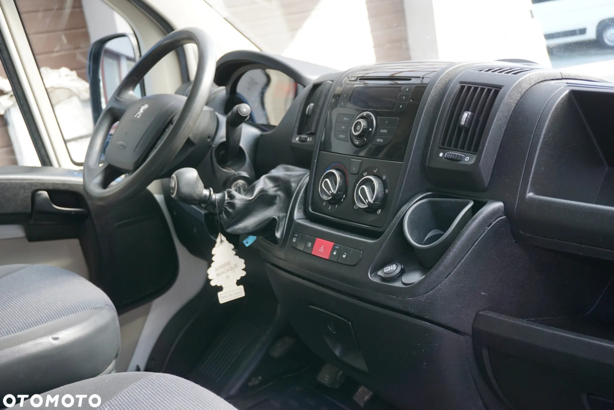 Peugeot BOXER - 13