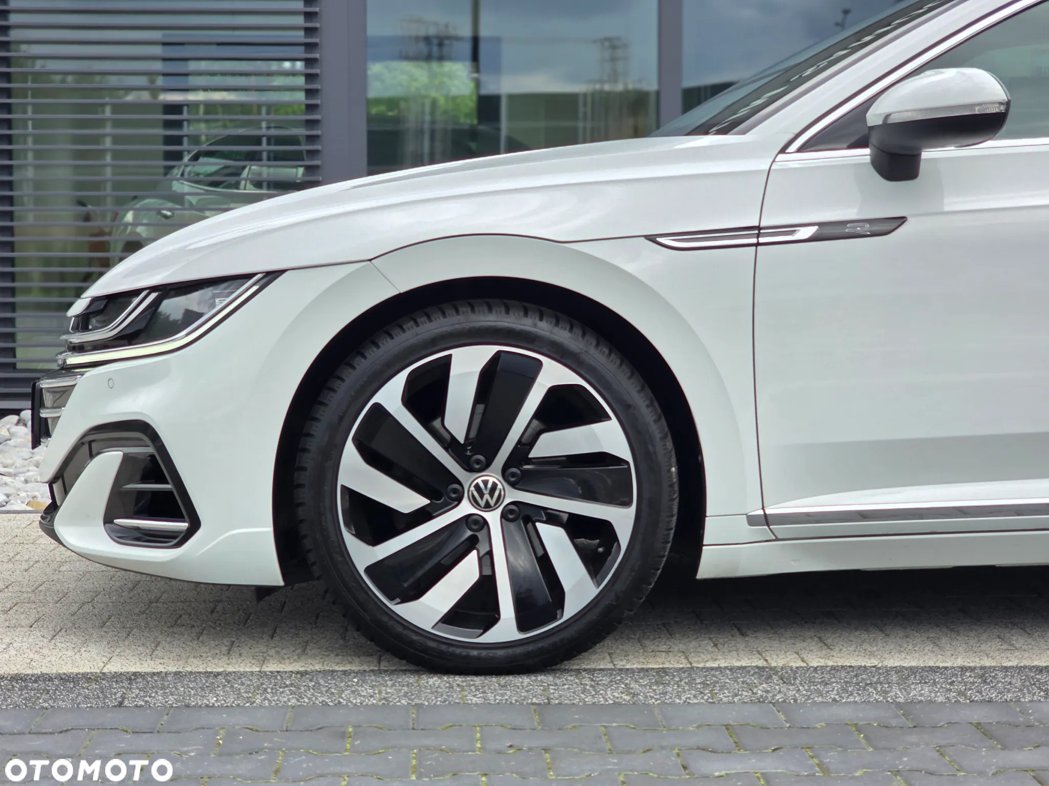 Volkswagen Arteon 2.0 TSI R-Line DSG - 11