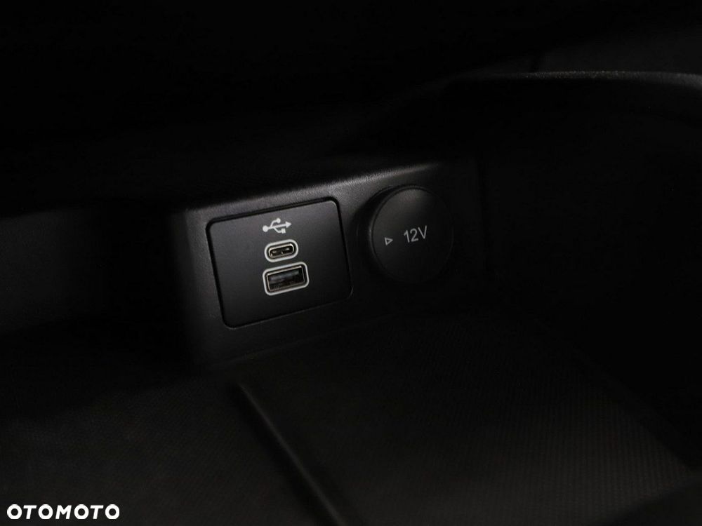 Ford Kuga 1.5 EcoBoost COOL&CONNECT - 29