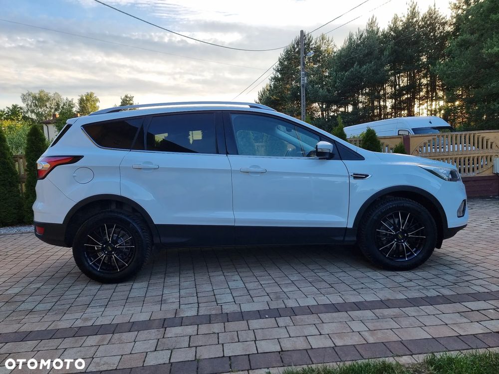 Ford Kuga 1.5 EcoBoost FWD Edition ASS MMT6 - 6